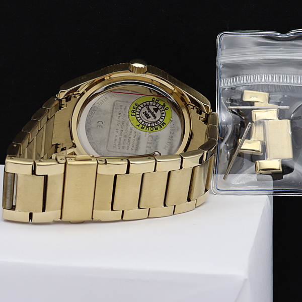 新品（正規保証）COACH CA.133.2.95.1754 ゴールド メンズ腕時計 コーチ - marubishi-2x4.co.jp
