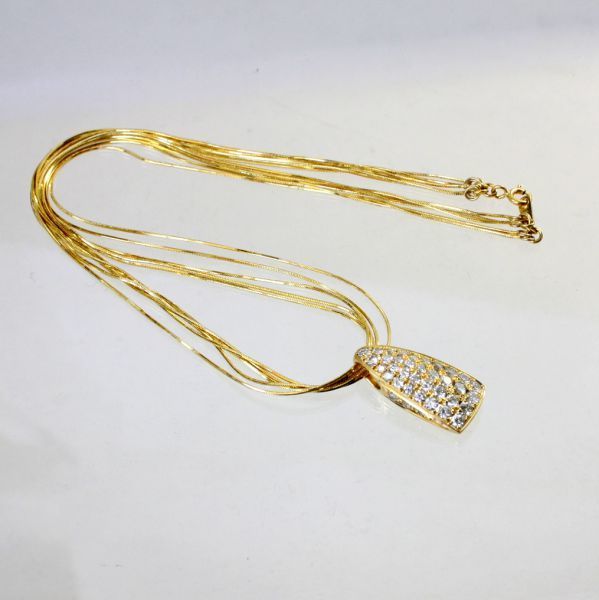 輝く高品質な ◎中古美品◎18金 ダイヤ 1.50ct ペンダント付ネックレス その他