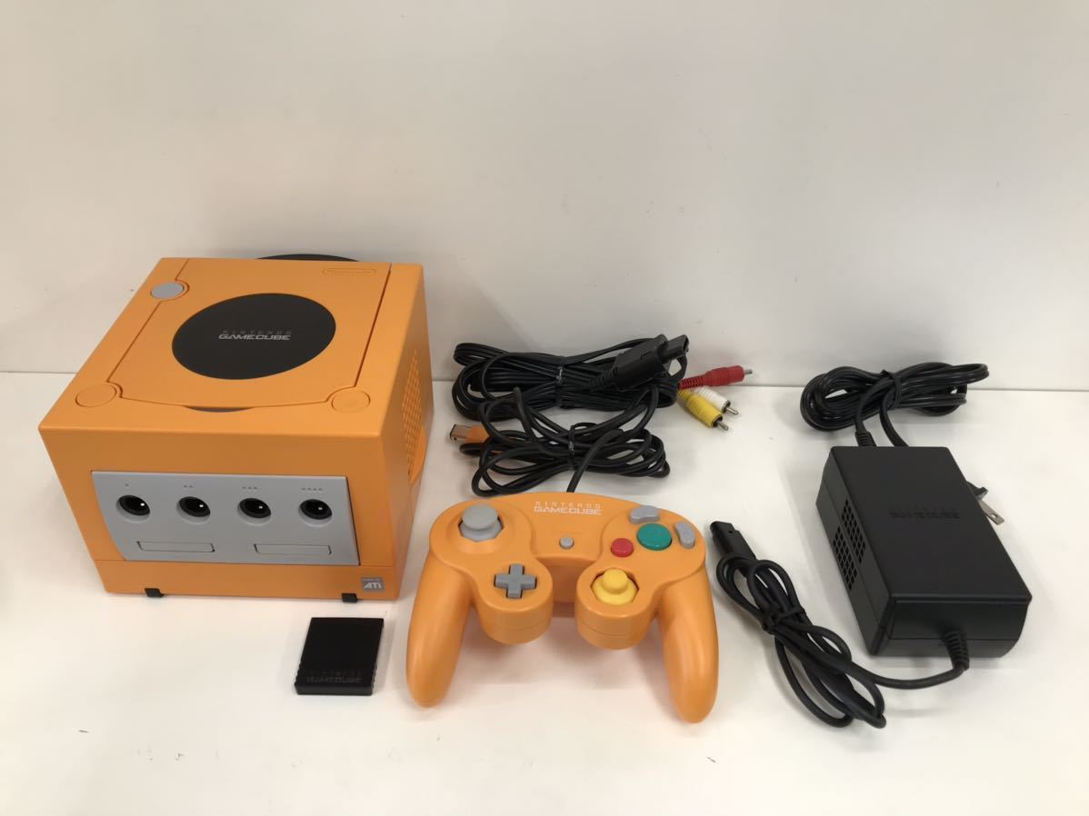 Nintendo ニンテンドー ゲームキューブ 本体 DOL-001 オレンジ ACアダプター AVケーブル コントローラー メモリーカード251つき_画像1