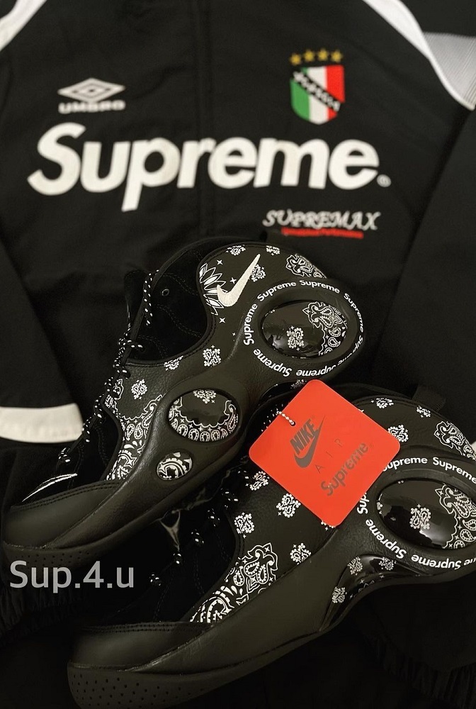 上下セット】Supreme Umbro Track Jacket & Pant Black S 22SS 上下セット】Supreme Umbro Track Jacket & Pant Black S 22SS