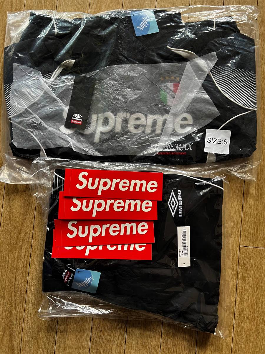 上下セット】Supreme Umbro Track Jacket & Pant Black S 22SS 上下セット】Supreme Umbro Track Jacket & Pant Black S 22SS