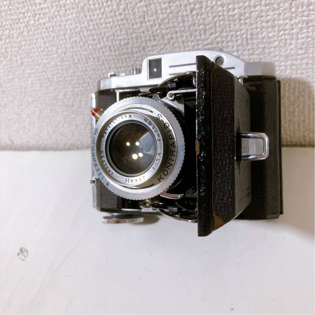 コニカ Pearl2 Hexar 75mm F3.5 蛇腹カメラ 【Konica パール ヘキサー】フィルムカメラ　パール2型　KONIRAPID-S ビンテージ_画像2
