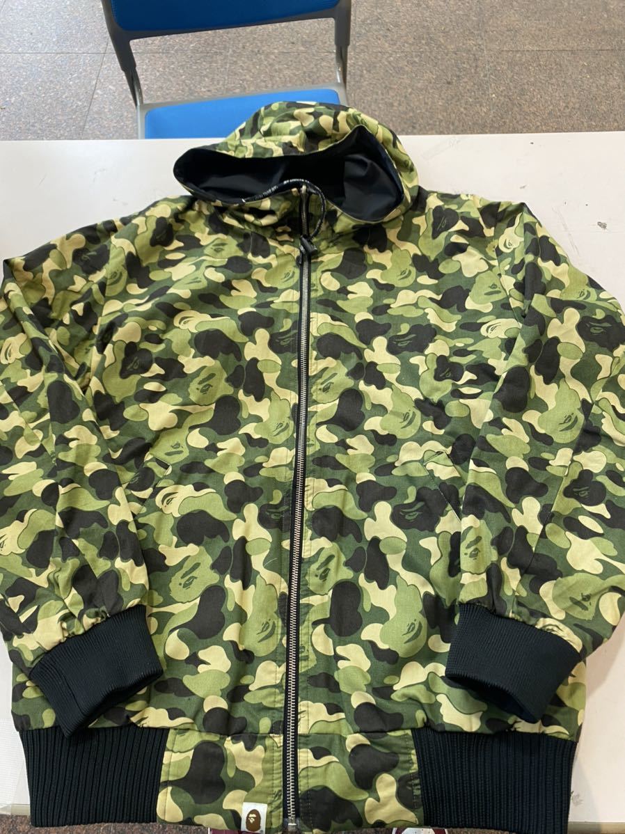 大人女性の APE M パーカー リバーシブル CAMO ABC ジャンパー