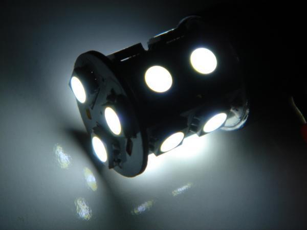 T20型ウェッジバルブ　SMD13連LED シングル球　 白・ホワイト　インフィニティ　日産　等_画像1