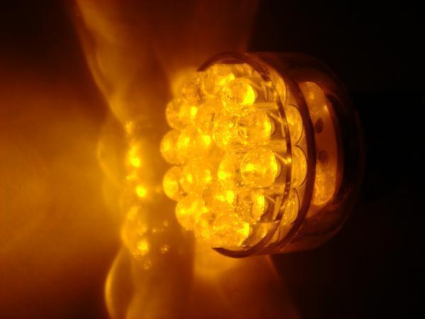 S25型シングル24連LED球オレンジ・アンバー・イエロー 　ＢＭＷ　MINI　等_画像1