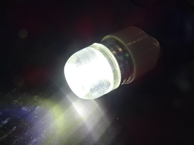 T20型　SMDハイパワー　シングル球　LEDウェッジバルブ　ホワイト・白_画像1