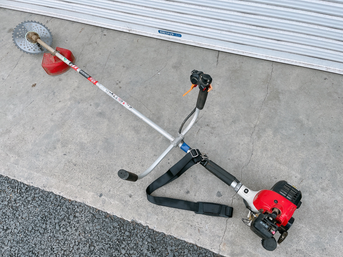 Yahoo!オークション - 中古 刈払機 草刈機 丸山 GKB2402E 刃新品 Yahoo!オークション - 中古 刈払機 草刈機 丸山 GKB2402E 刃新品