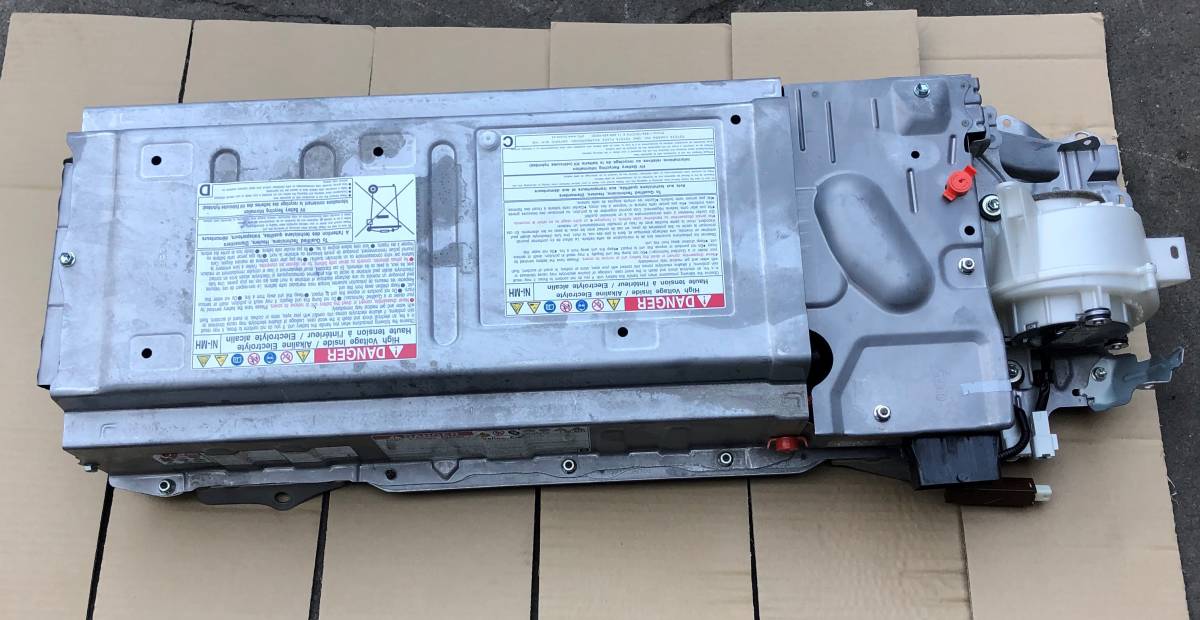 トヨタ プリウス ZVW30 ハイブリットバッテリー HVバッテリー 10万km Ｇ9510-76012（D-150）