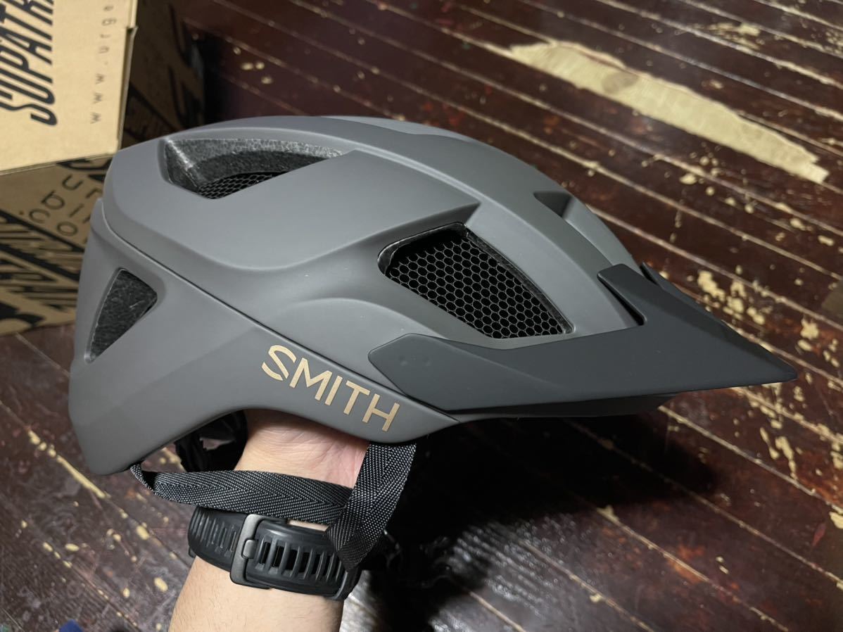 激安特価 SMITH OPTICS スミス ヘルメット Lサイズ サイクリング