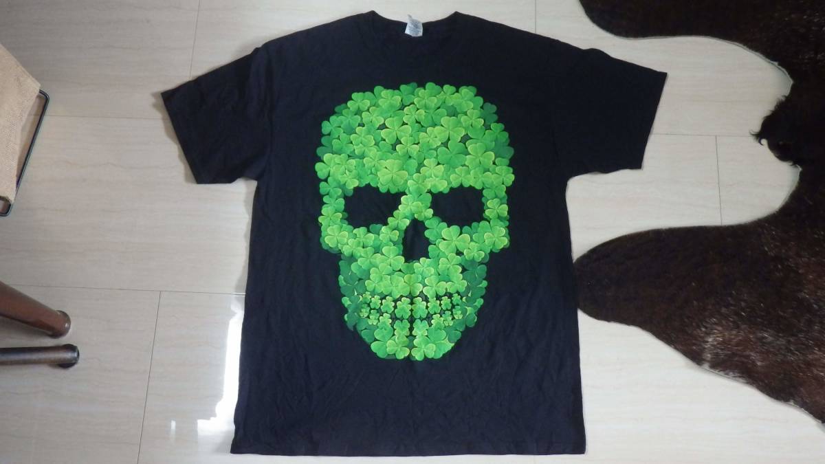 スカル×クローバー 髑髏 半袖Tシャツ 頭骸骨 黒 グリーン レア 人体 解剖 ブラック 植物 デザイン