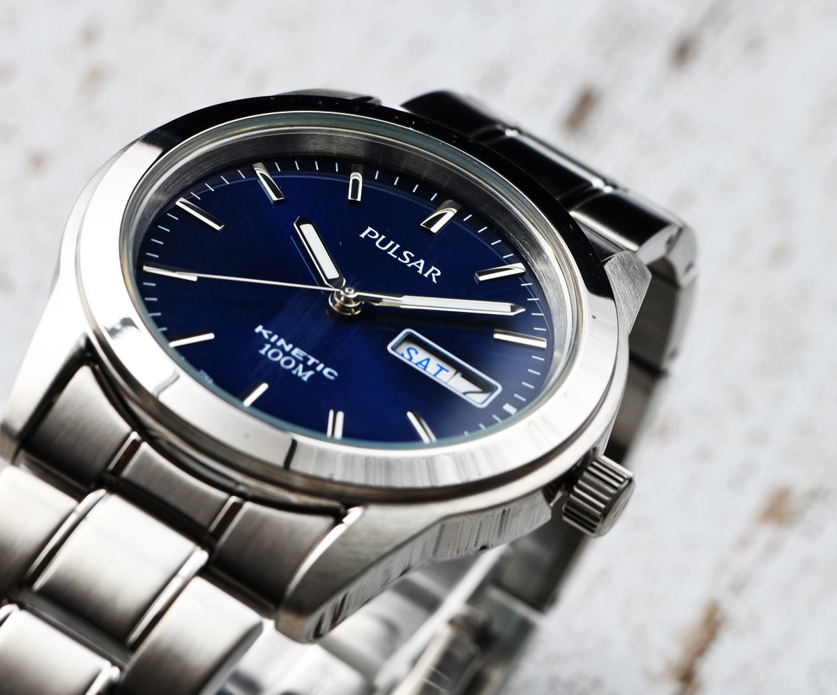 セイコーPULSAR 驚異の世界特許キネティック 不思議なブルー 100m防水 メンズ 腕時計 激レア日本未発売 超入手困難 逆輸入SEIKO