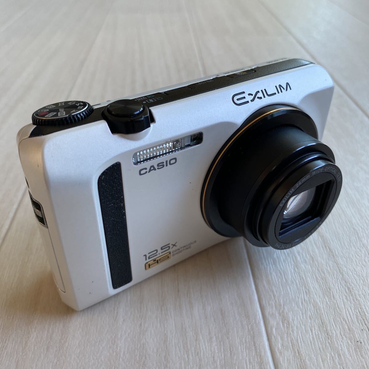 Yahoo!オークション - ジャンク品 CASIO EXILIM EX-ZR100 カシオ Yahoo!オークション - ジャンク品 CASIO EXILIM EX-ZR100 カシオ