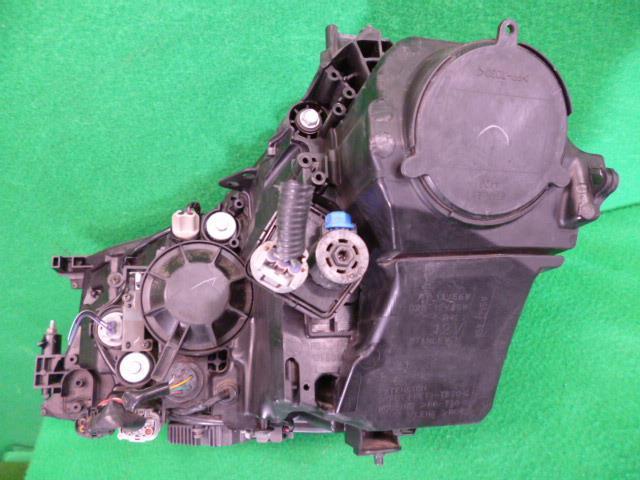 フーガ CBA-PY50 右ヘッドランプASSY P3994 26010-EG025_画像4