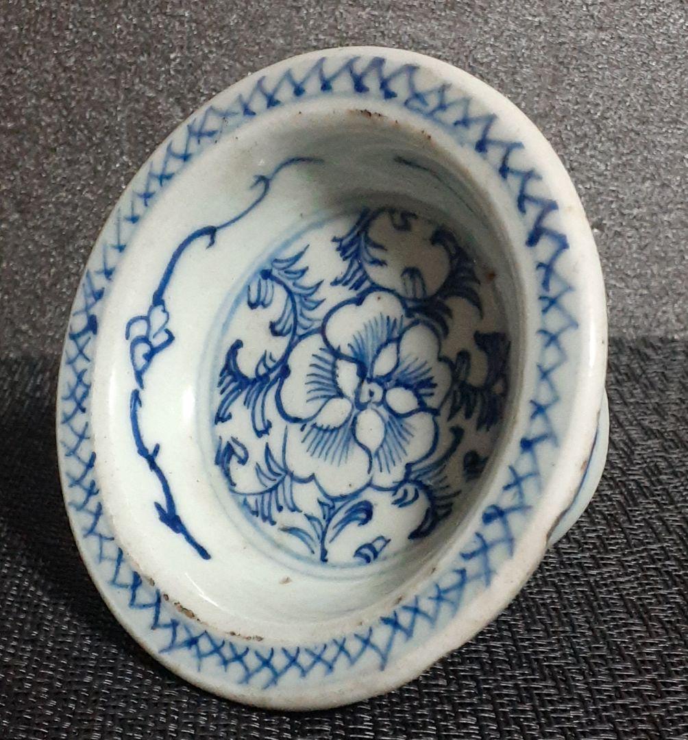 中国古美術 中国古陶磁器 古玩 明朝 明代 青華 花文様 高付き 中国古美術 中国古陶磁器 古玩 明朝 明代 青華 花文様 高付き