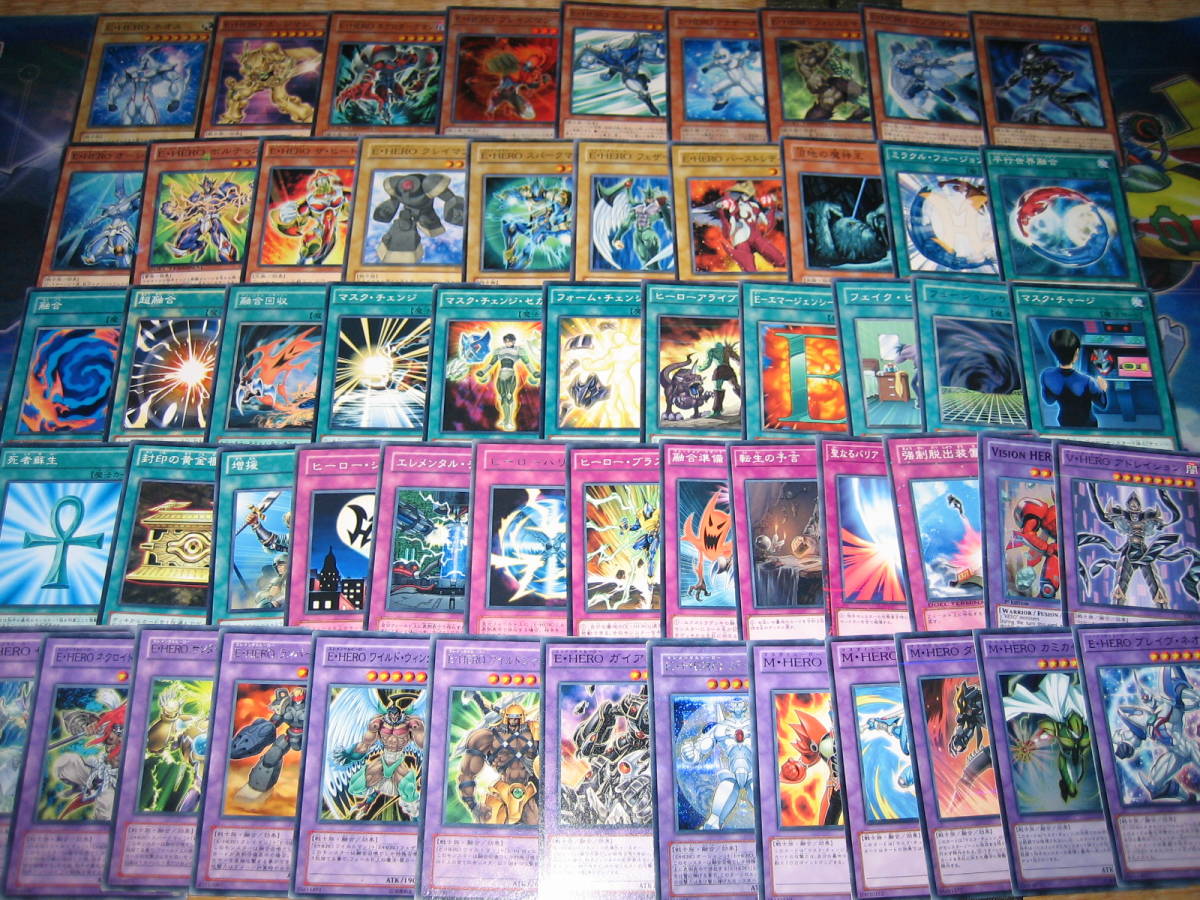 シリアルシール付 遊戯王 HERO ネオスデッキ 高レアリティ 引退品