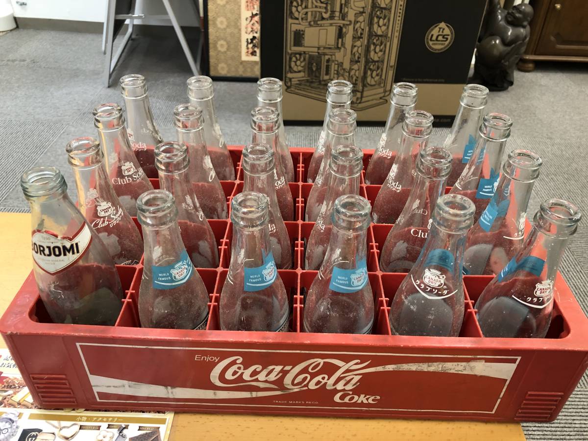 O 13 コカ コーラ 瓶ケース 瓶付き 昭和 レトロ ビンテージ コカ コーラ 売買されたオークション情報 Yahooの商品情報をアーカイブ公開 オークファン Aucfan Com