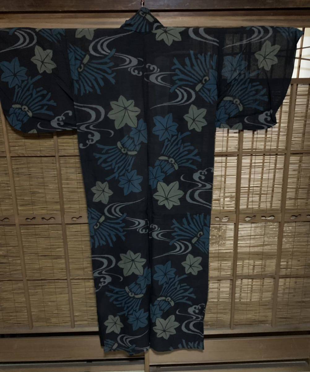 黒留袖 友禅 駒刺繍 貝合わせ 宝尽くし 松竹梅 金彩 mop908