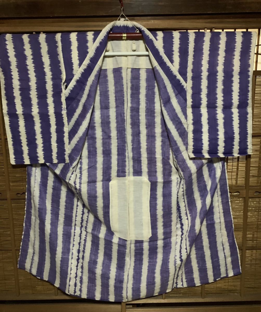アンティーク着物 本麻生地 薄紺紫と白の染めタテ縞の絣柄 A283_画像2
