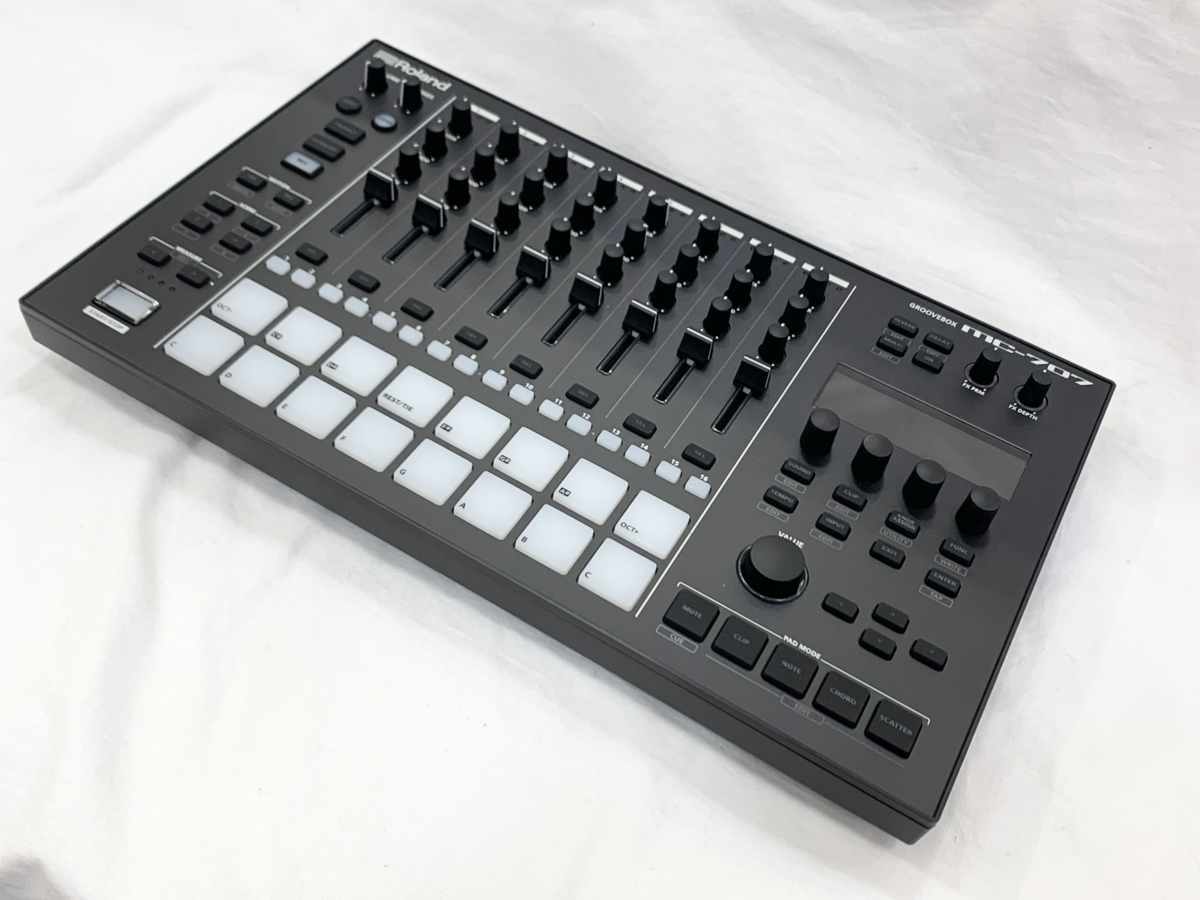 roland mc 707 GROOVEBOX ローランド-