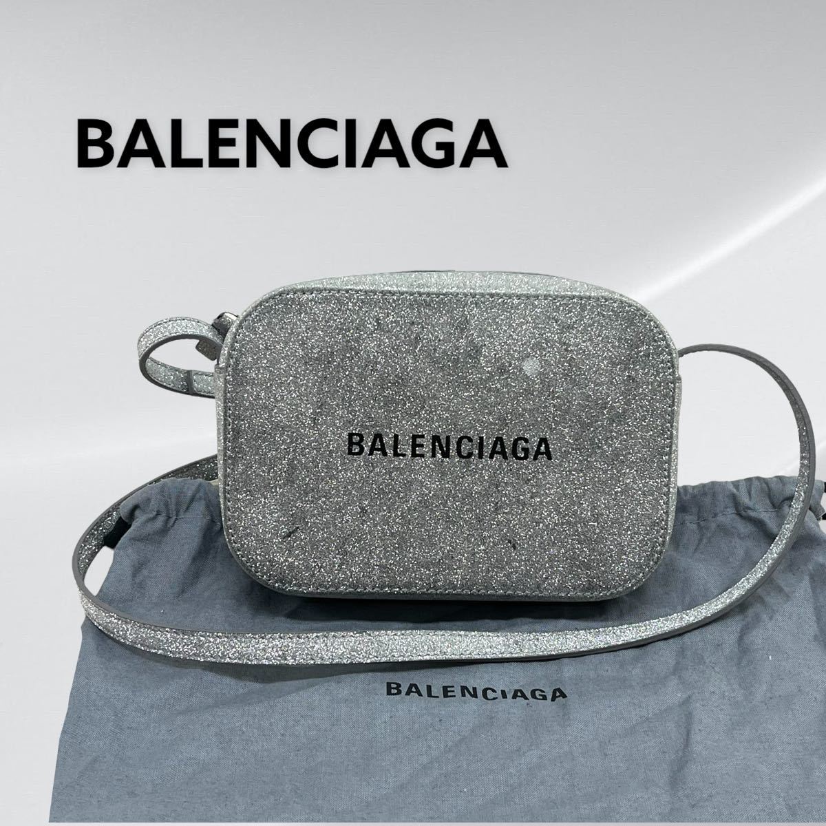 PayPayフリマ｜保存袋付き BALENCIAGA バレンシアガ EVERYDAY CAMERA BAG XS エブリデイ ロゴ グリッター  カメラバッグ ショルダーバッグ 552372 8106