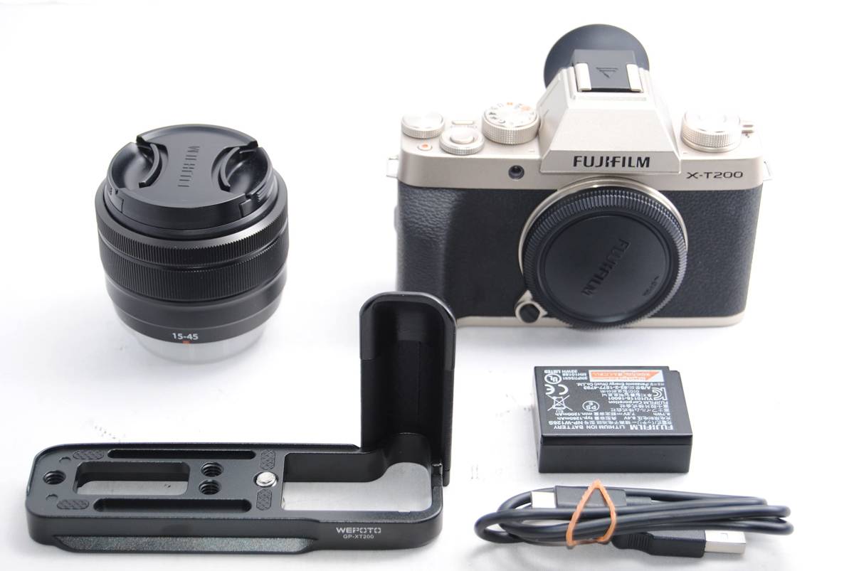 FUJIFILM ミラーレス一眼カメラ X-T200レンズキット シャンパン