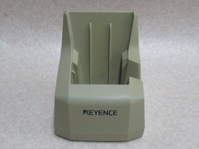 Ω ZZT 8204♪ 保証有 KEYENCE【BT-UC30U】キーエンス BT-3000シリーズ用通信ユニット (USBタイプ) AC付き・祝10000！取引突破！！_画像2