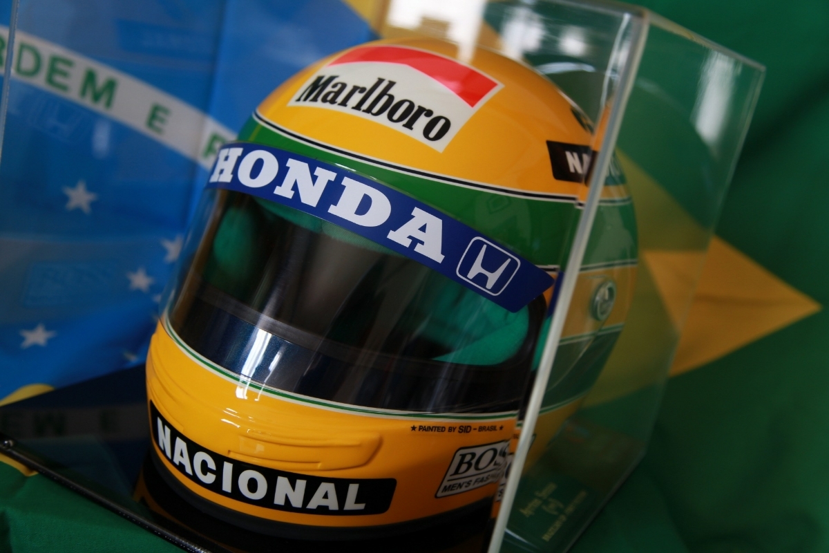 セナ財団公式 ホンダ レオス 1/1 アイルトン・セナ レプリカ セナ財団公式 ホンダ レオス 1/1 アイルトン・セナ レプリカ