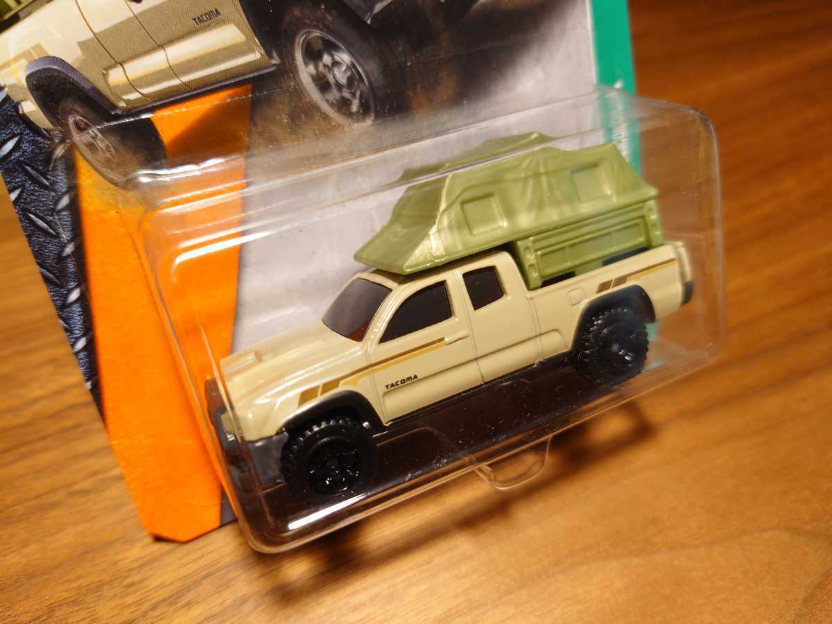 MATCHBOX TOYOTA TACOMA PICKUP TRUCK USDM Toyota Tacoma pickup truck Surf Hilux Tundra tiger  gold 1/64 North America 