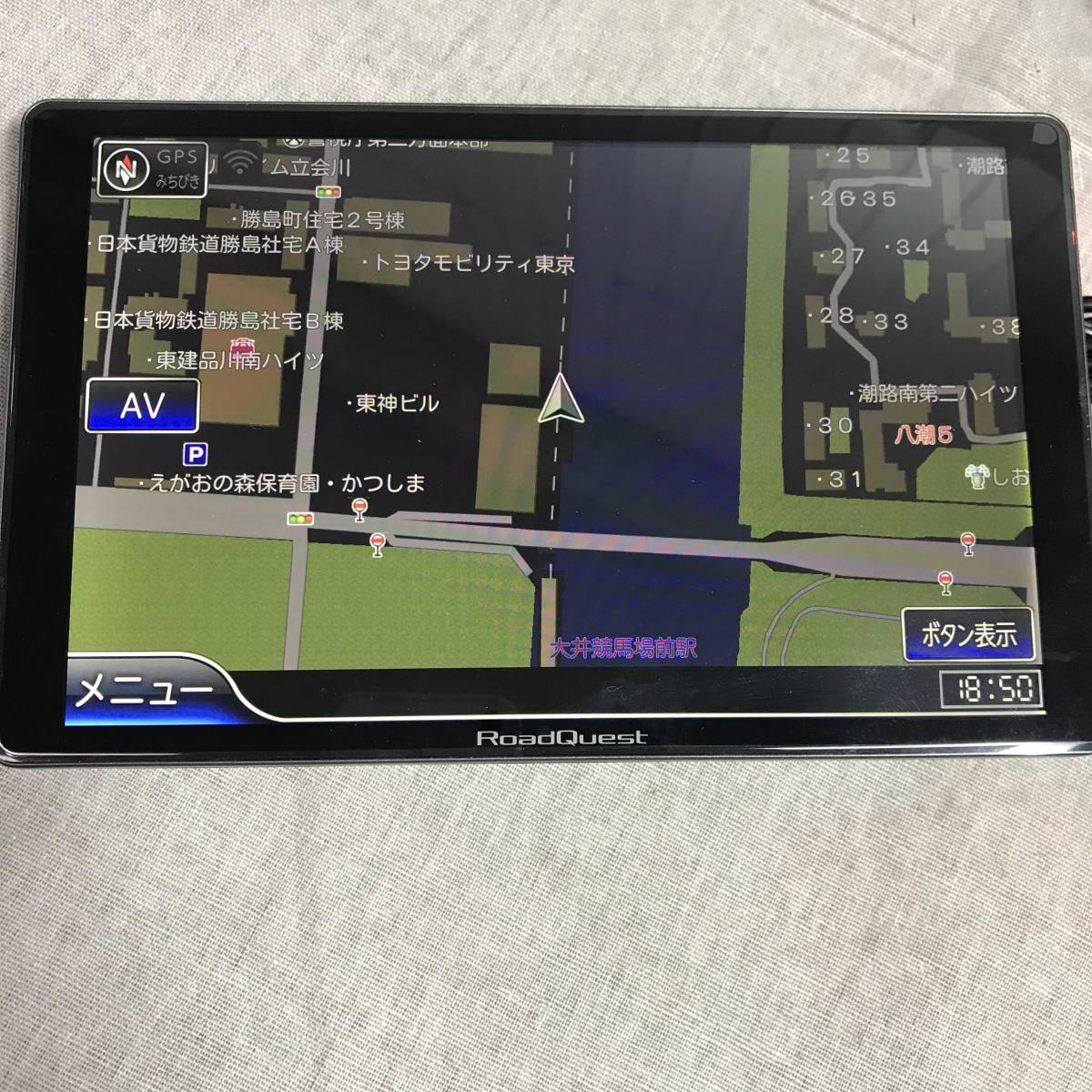 RoadQuest(ロードクエスト) ポータブルナビ 8インチ 地デジ RoadQuest(ロードクエスト) ポータブルナビ 8インチ 地デジ