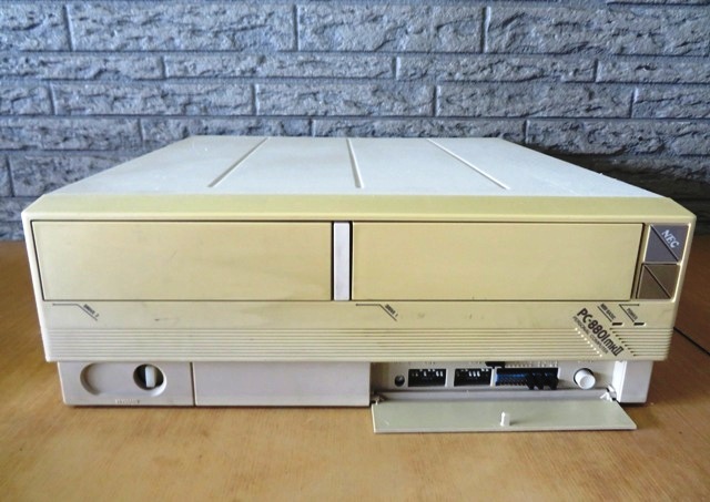 希少/旧型PC/NEC PC-8801MKⅡPCマニア向き　パーソナルコンピューター/キーボード付き　現状_画像2