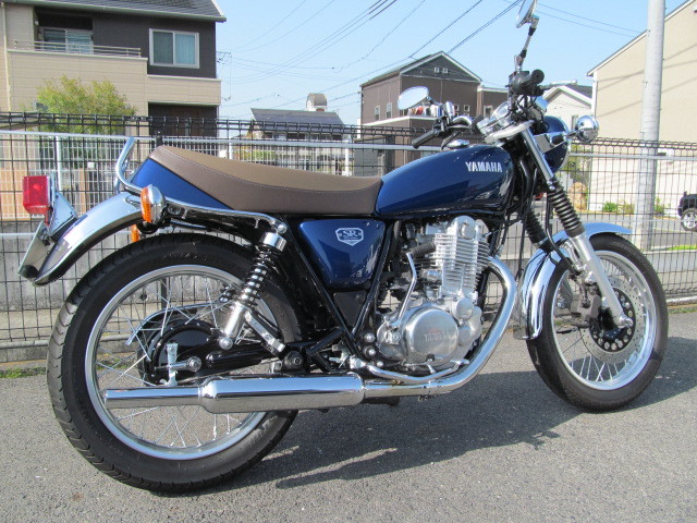 いますⓊ 値下げ！！ヤマハSR400用 キャブトンマフラー キャプトン