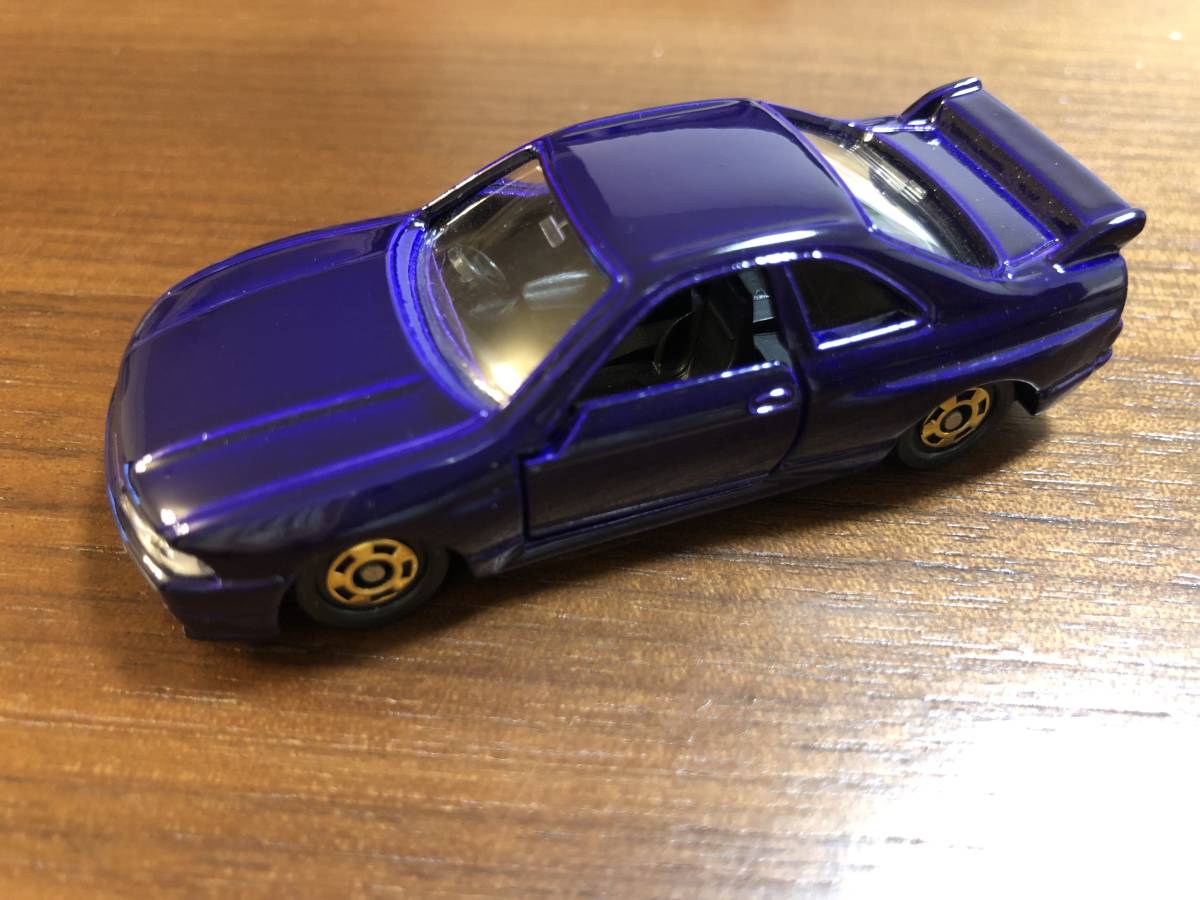 ★ 新品 トミカ 20 日本製　日産スカイライン GT-R (R-33)_画像2