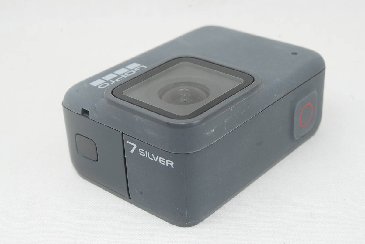注目 非常に良い GoPro HERO7 Silver CHDHC-601-FW ゴープロ ヒーロー7