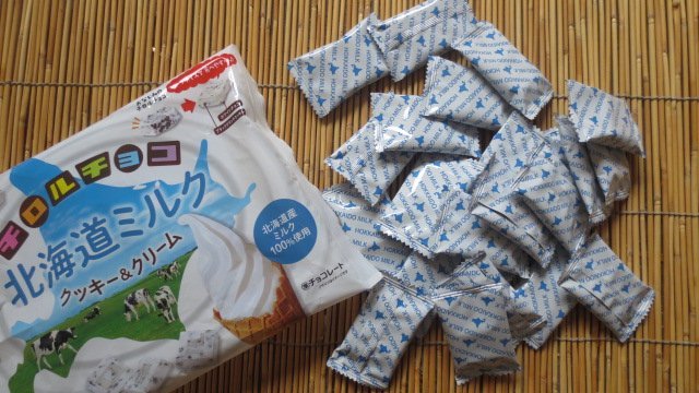 チロルチョコ　北海道ミルク　クッキー＆クリーム　北海道産ミルク100%使用　切手可　レターパックで数2まで可_画像3