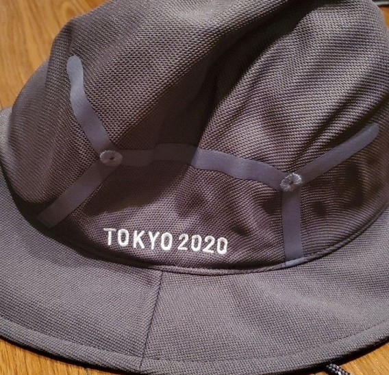 【新品タグ付き】東京2020 オリンピック ボランティア メッシュ ハット帽子L　ネックストラップ付き