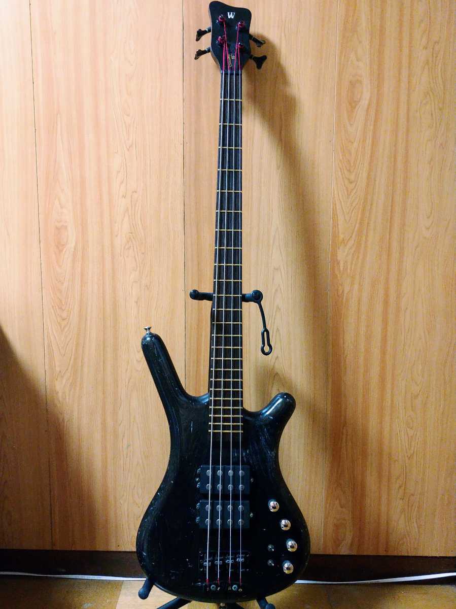 2005年ドイツ製Warwick Corvette
4st Nirvana Black Made in Germany