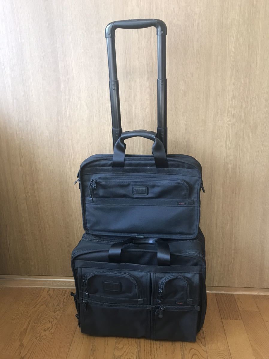 TUMI トゥミ エクスパンダブル ソフト スーツケース ビジネストローリー-