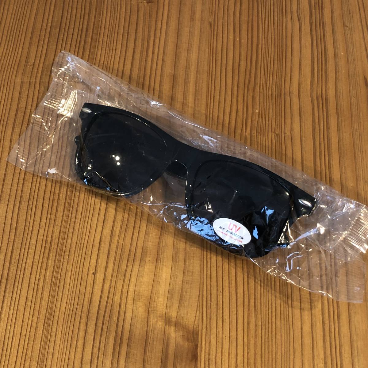 MOON Equipped レトロ サングラス UVカット レンズ ブラック 黒 mooneyes ムーンアイズ 定型外郵便300円発送可_画像3