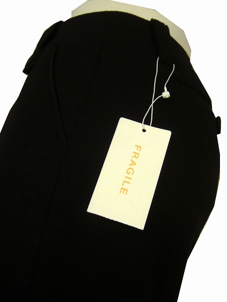 S new goods tag [ Fragile ]. black * wool 100% long pants * smaller 36