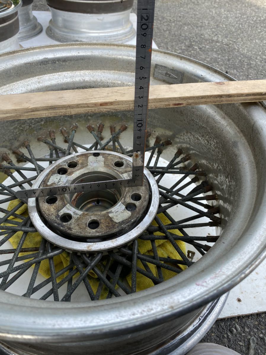 レア 旧車 当時物 ワイザー ワイヤーホイール フォルテクス 114.3 4穴 5穴 マルチ ジャンク品 レア 旧車 当時物 ワイザー ワイヤーホイール フォルテクス 114.3 4穴 5穴 マルチ ジャンク品