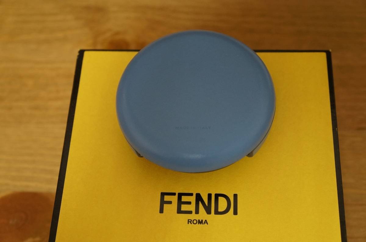 Yahoo!オークション - FENDI フェンディ Bluetooth ワイヤレス Yahoo!オークション - FENDI フェンディ Bluetooth ワイヤレス