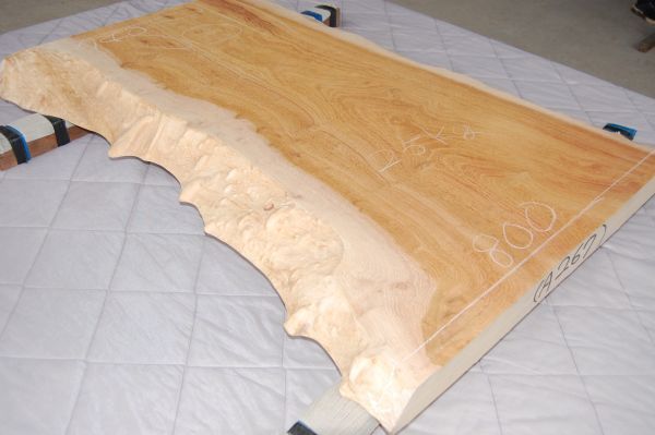 ケヤキ（産地不明）巾広材　1153×800～740×56 新品 材木　角材 5年乾燥