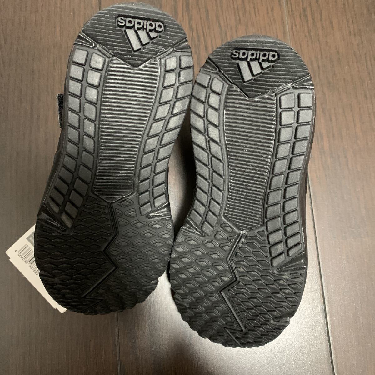 adidasアディダス ランニング トレーニングシューズ ジュニア17.0cm 新品