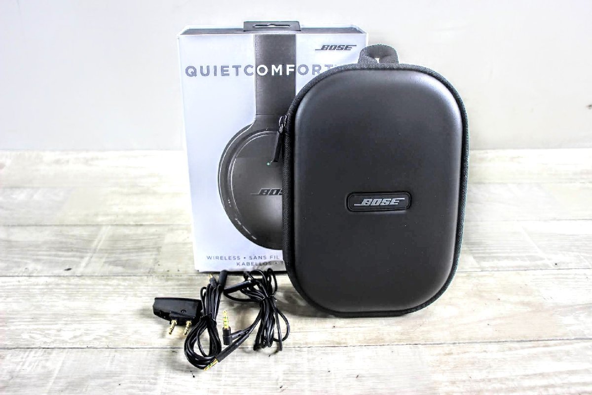 No.2722　BOSE　Quietcomfort35　ボーズ　ノイズキャンセリングヘッドホン　収納ケース・備品付　動作品_画像6