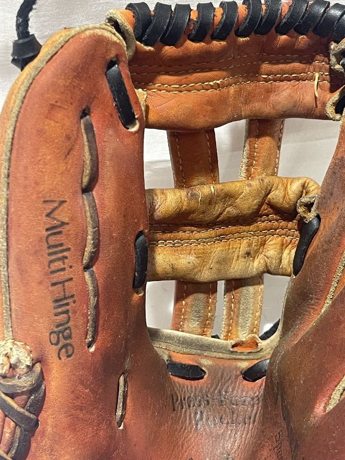  Yomiuri Giants .. virtue actual use glove MIZUNO