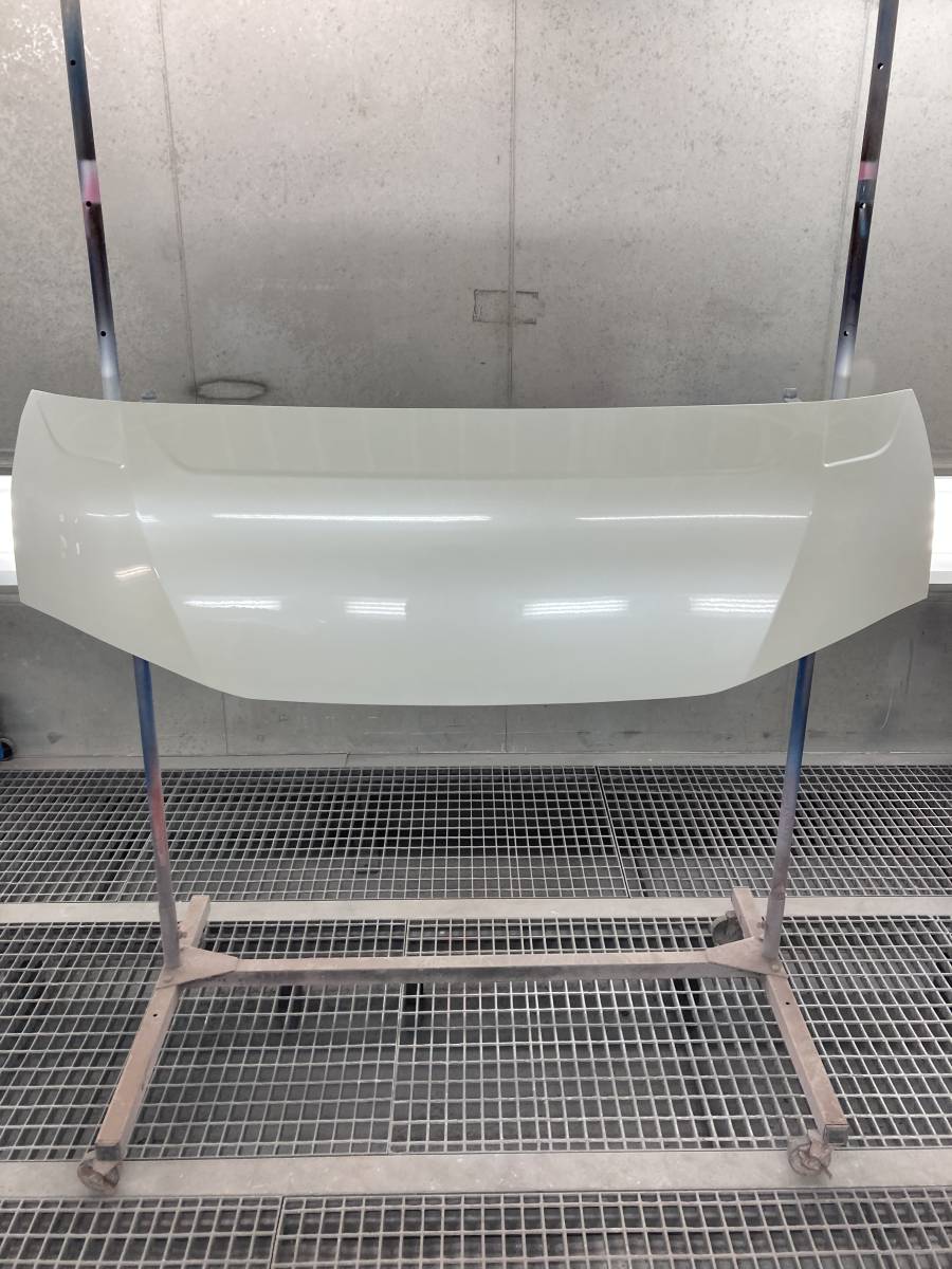 200系 ハイエース レジアスエース バットフェイス ボンネット 塗装済み