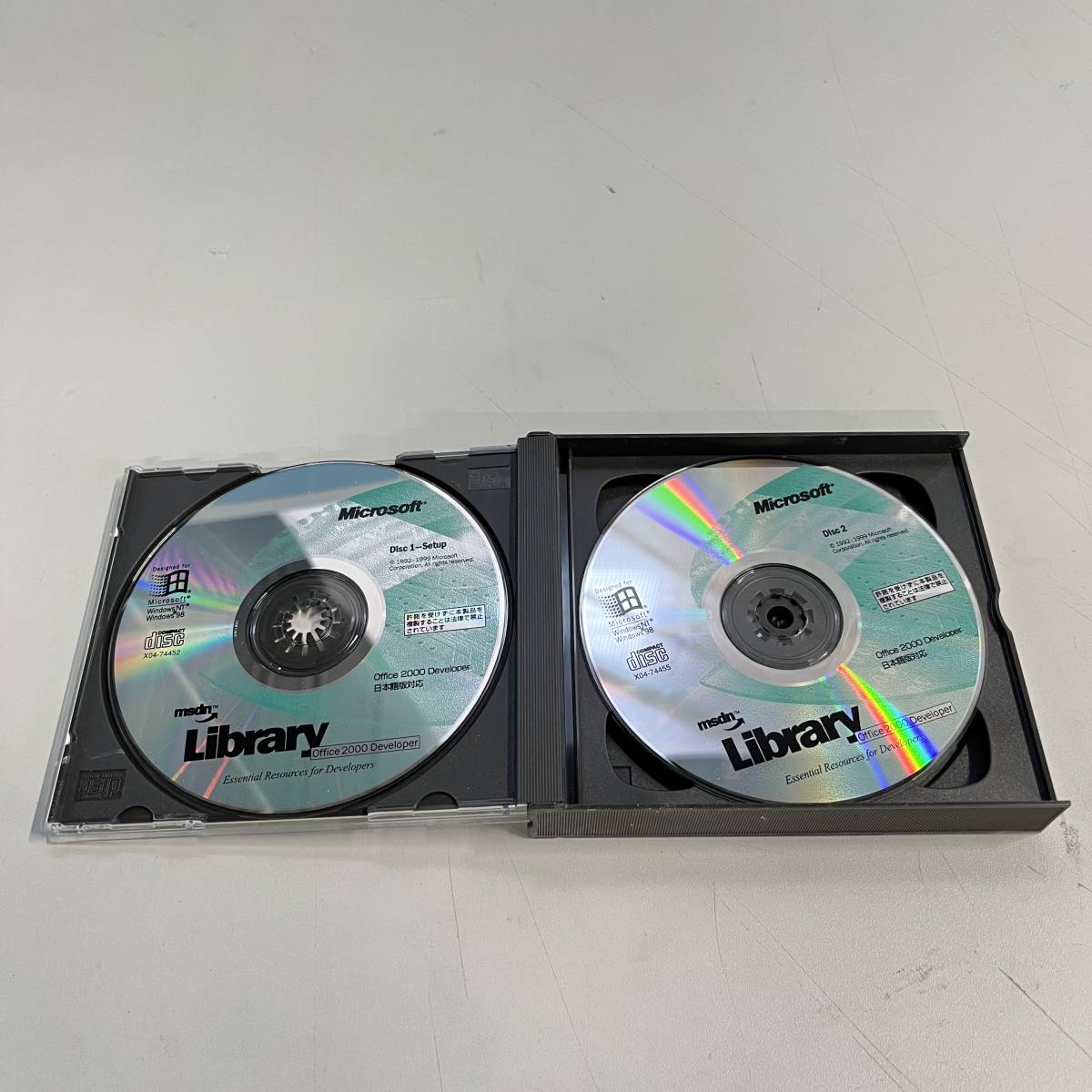 プロダクトキー付　Microsoft office 2000 developer 　MSDNライブラリオフィス2000３枚　オフィス2000デベロッパーCD１枚　【菅2241】_画像2