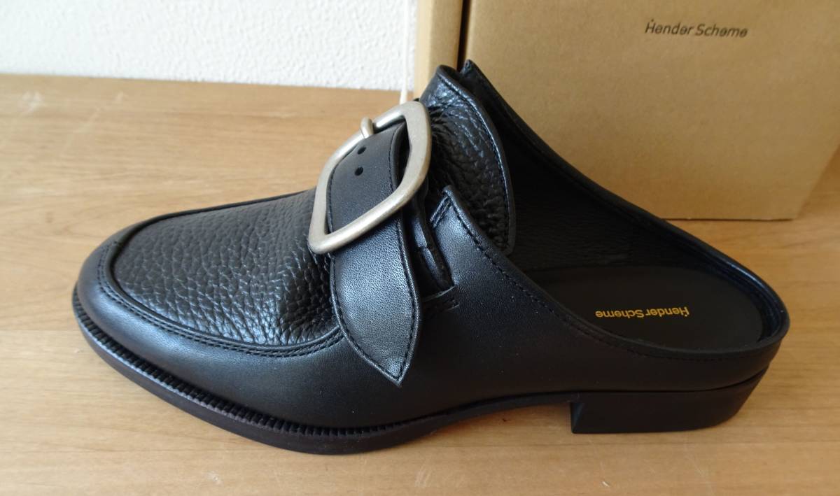 Hender Schemeエンダースキーマ＊CLASP MULE SHRINKレザー黒サイズ1(23