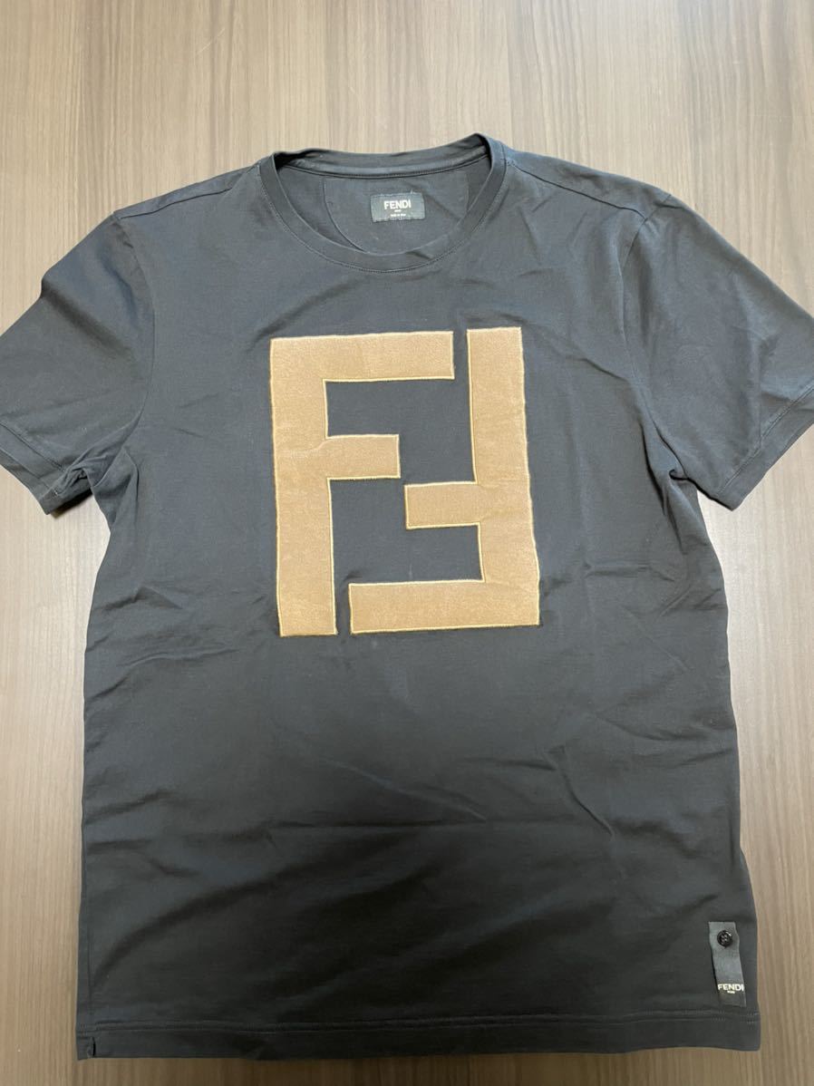 FENDI フェンディ 黒・半袖・Tシャツ ビッグFFロゴ ブラック Mサイズ