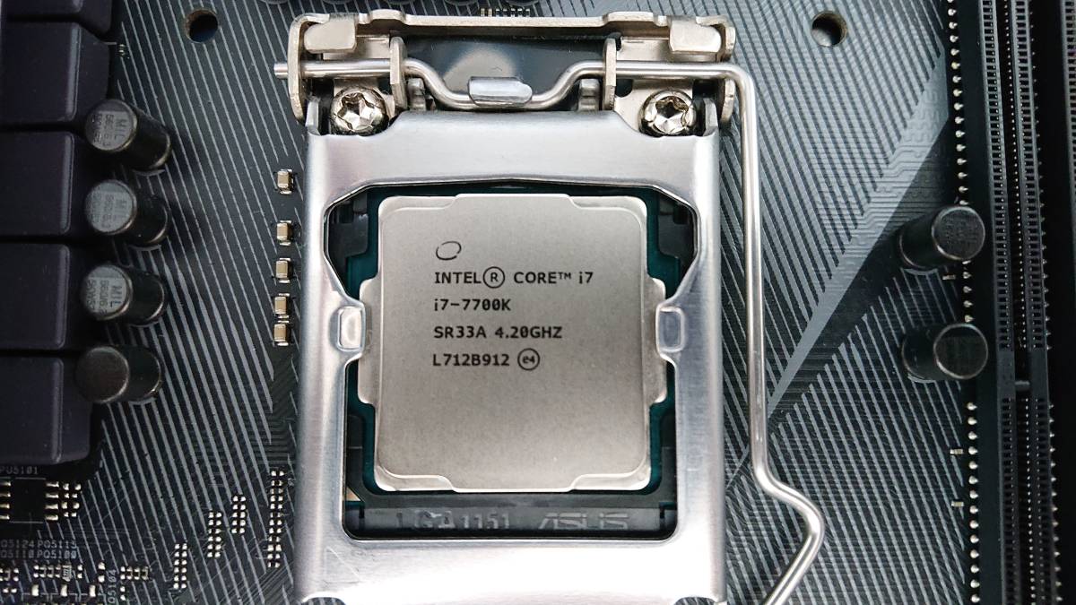 Intel Core i7-7700K 4.2GHz 完全動作 グリス付き 贅沢屋の 36.0%割引